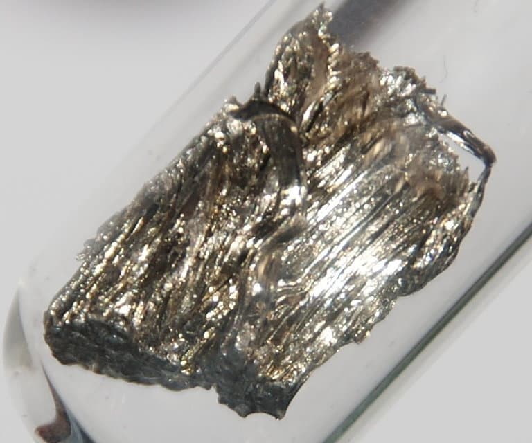 Samarium element sample