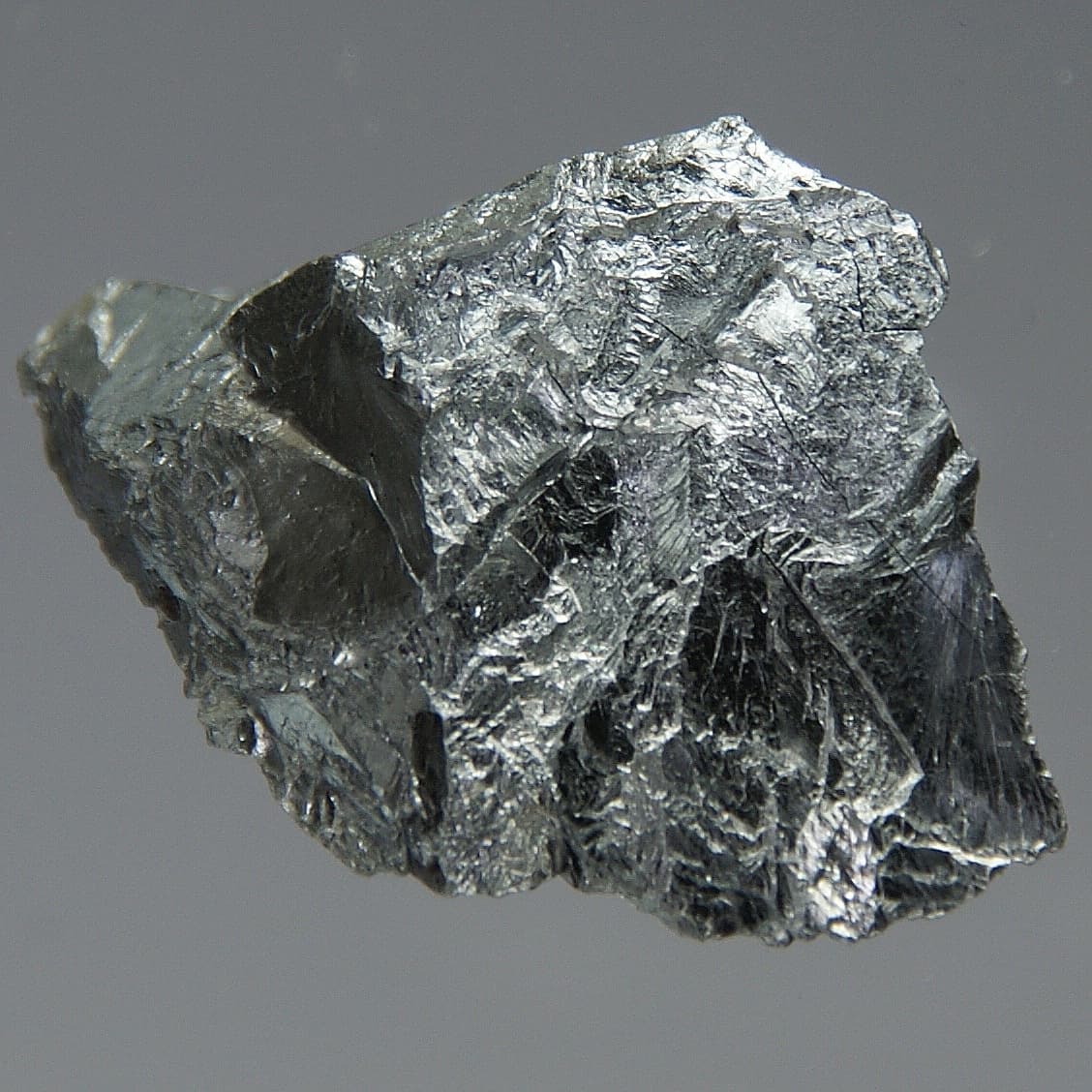 Chromium element sample