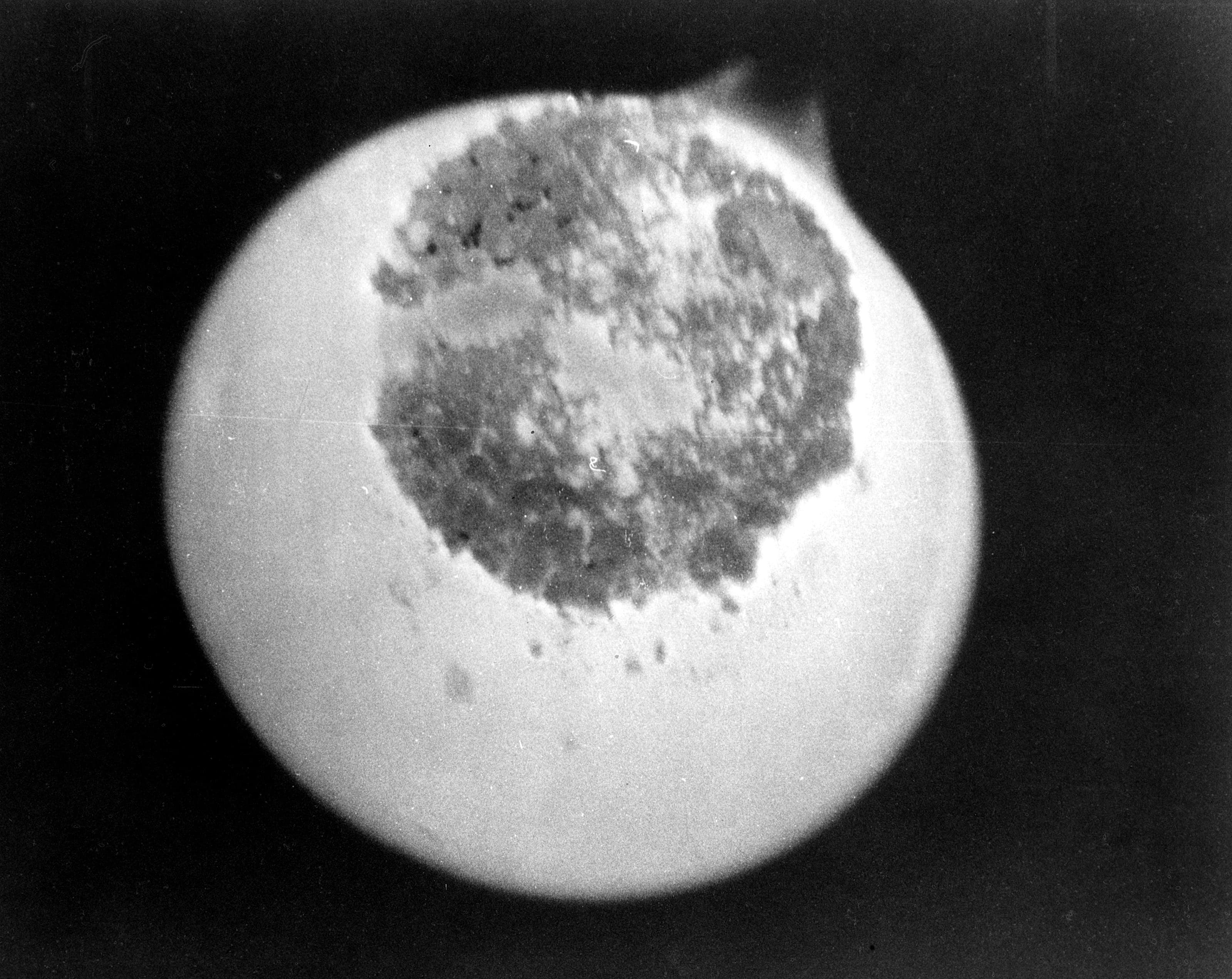Protactinium element sample