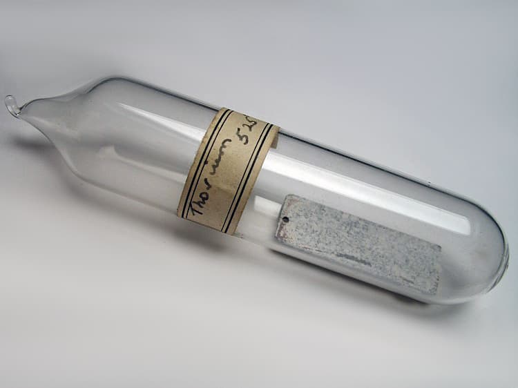 Thorium element sample