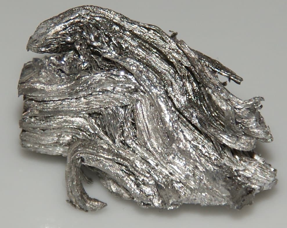 Holmium element sample