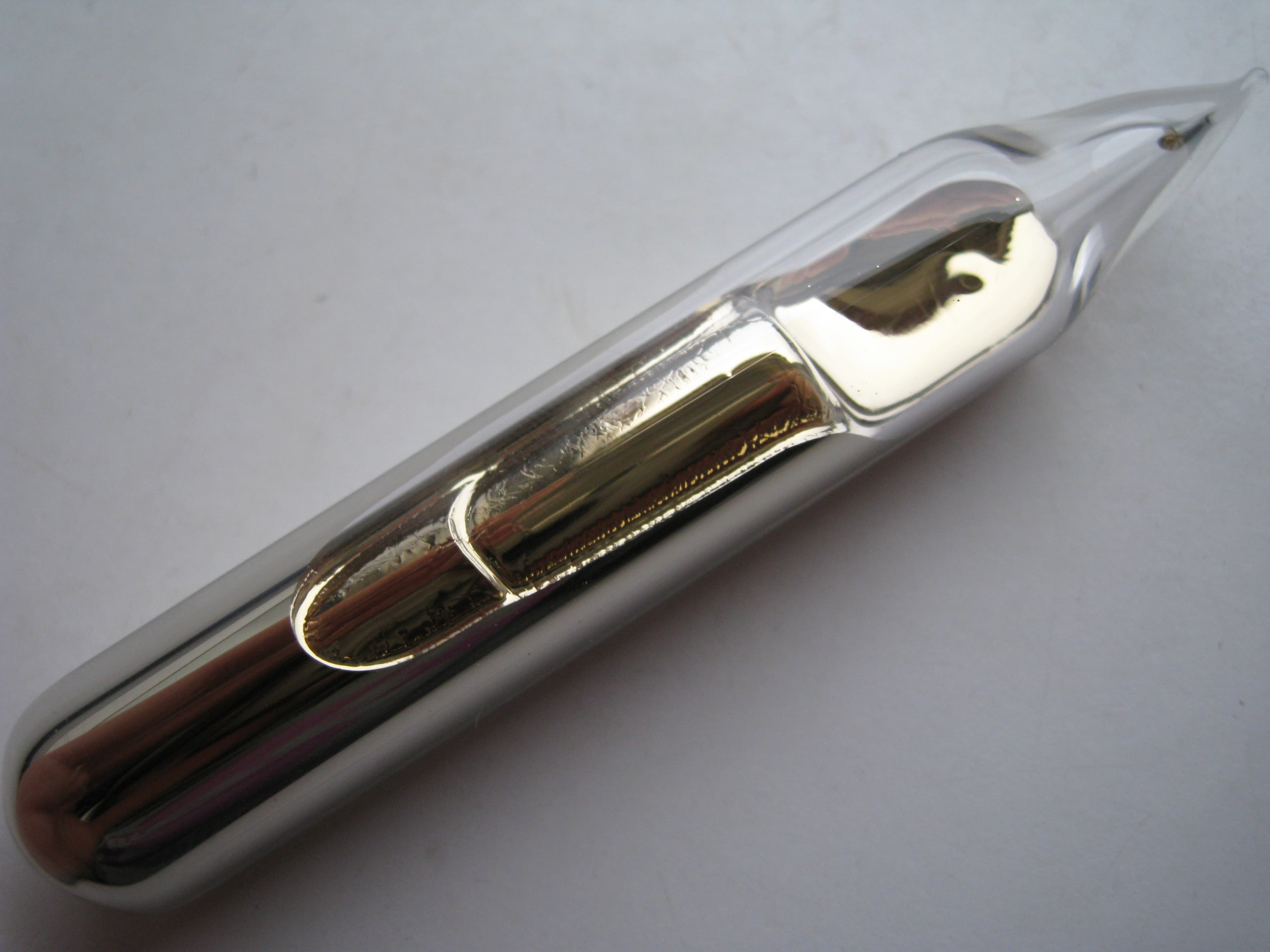 Cesium element sample