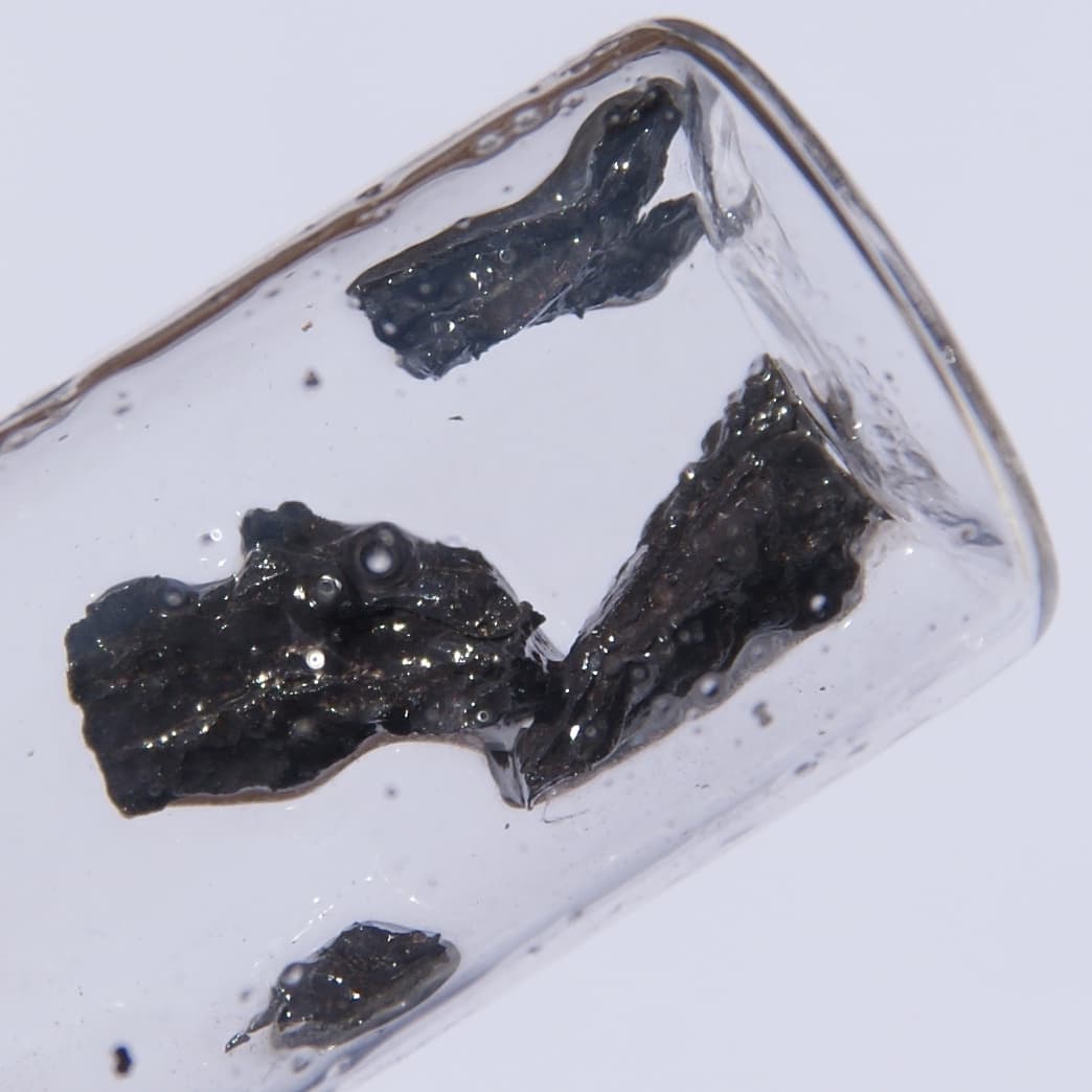 Strontium element sample